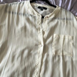 Lulu’s Size Small. Cream short sleeve button down shirt. New, never worn. NWOT.